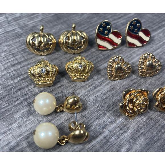 Vintage 1990’s AVON Gold Tone Pierced Earring Bundle Pumpkin Hearts Crown Rose - Picture 2 of 8